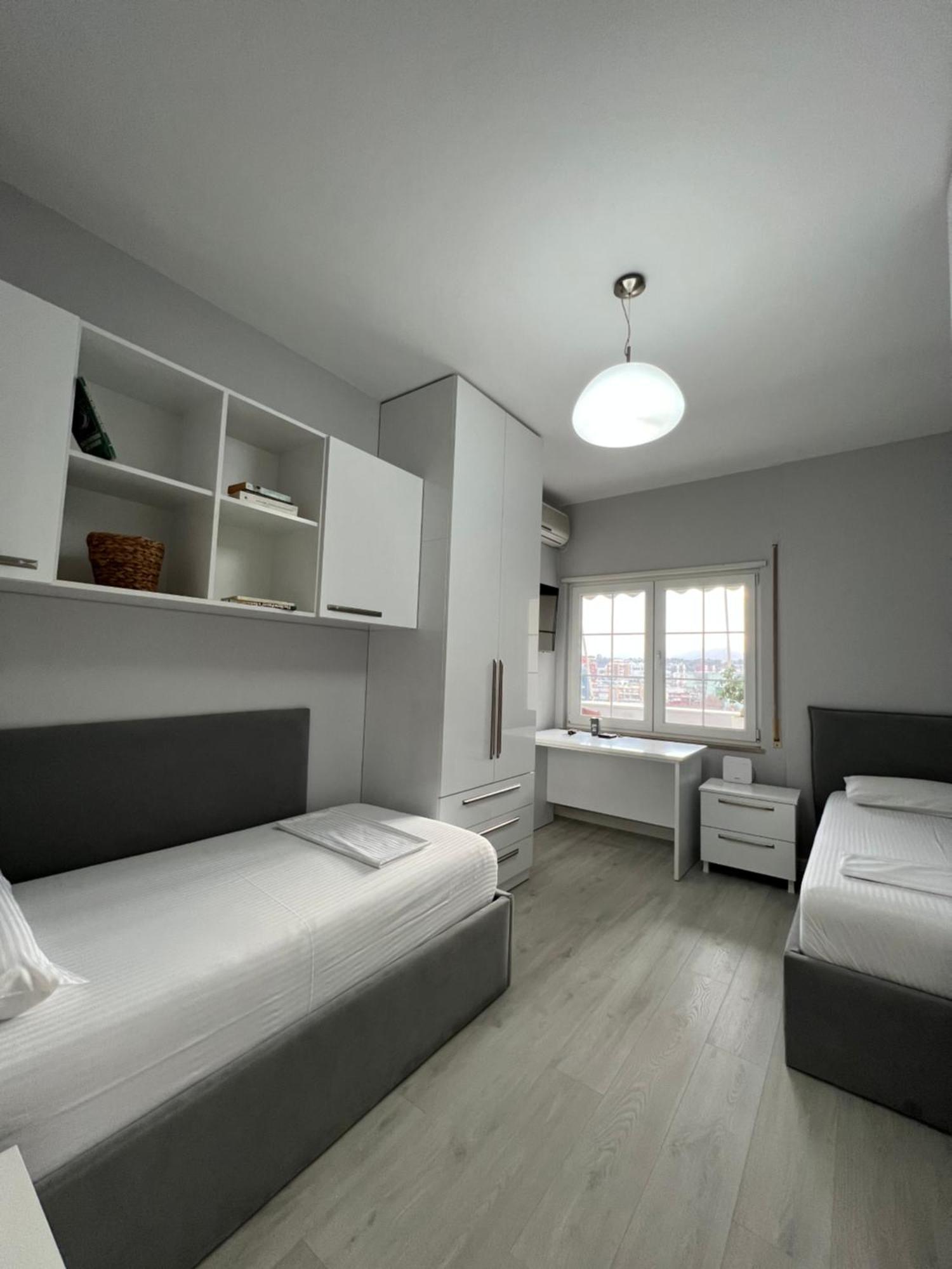 Tirana Gallery Apartment - City Center View Esterno foto