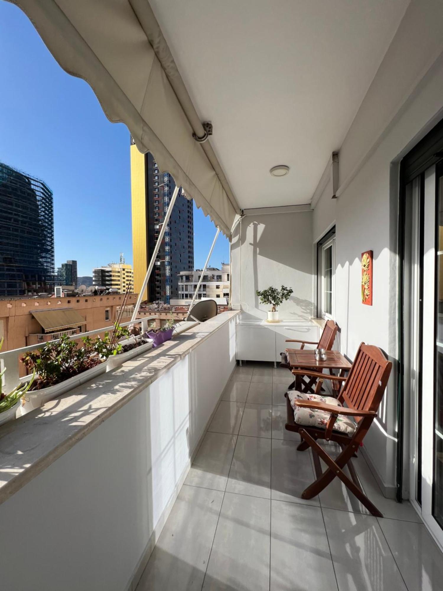 Tirana Gallery Apartment - City Center View Esterno foto